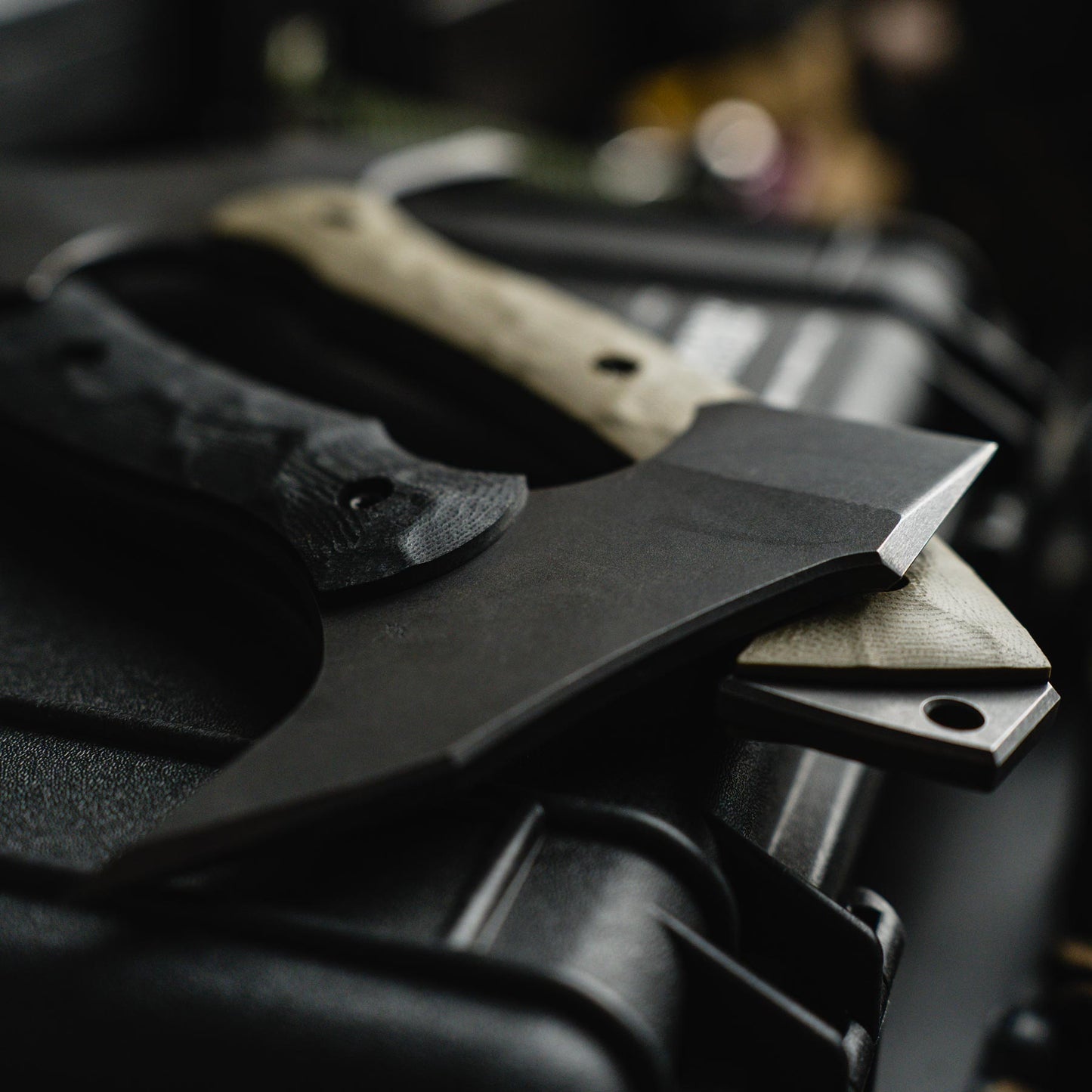F13 Tommy - Carbon