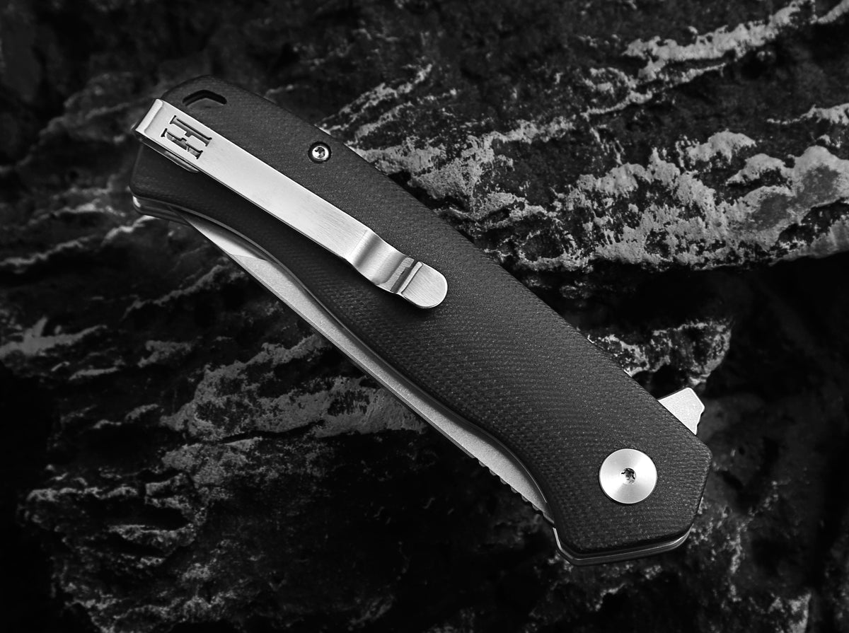 The Pathfinder Folding Pocket Knife Giftset for Men and Women (Black and Silver)