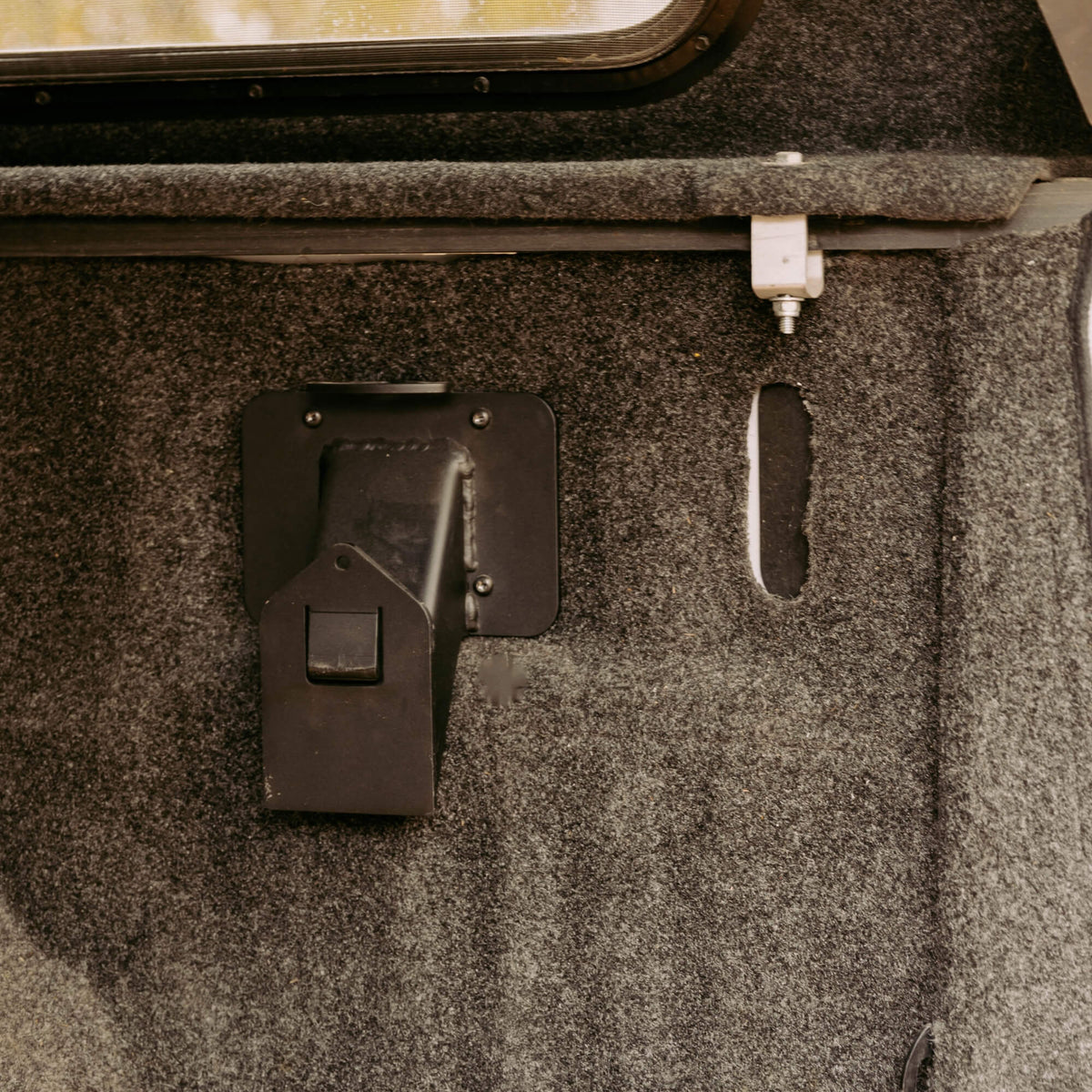 Ford Truck Bed Mount - 4 Gallon